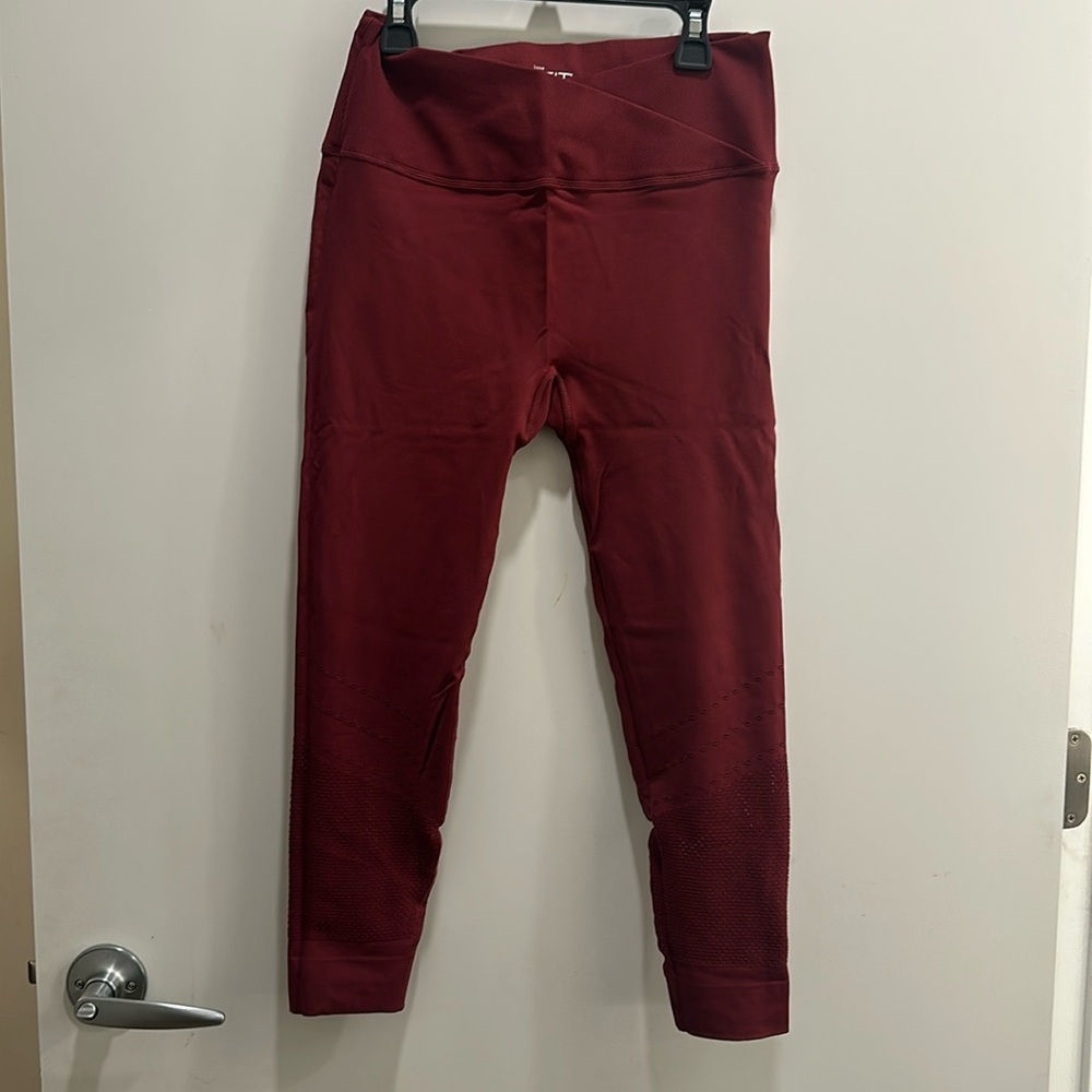 Shefit sports leggings.